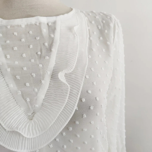 SALE! Swiss Dot Blouse / 3/4 Sleeve / White / Size Small - Picture 2 of 5